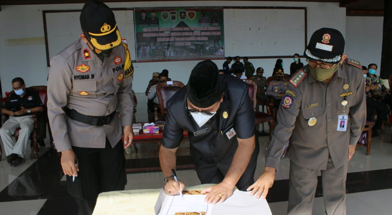 Meminimalisir Kendala, Dengan Membangun Sikap Responsif, Proaktif Dan Komunikatif Meminimalisir Kendala, Dengan Membangun Sikap Responsif, Proaktif Dan Komunikatif
