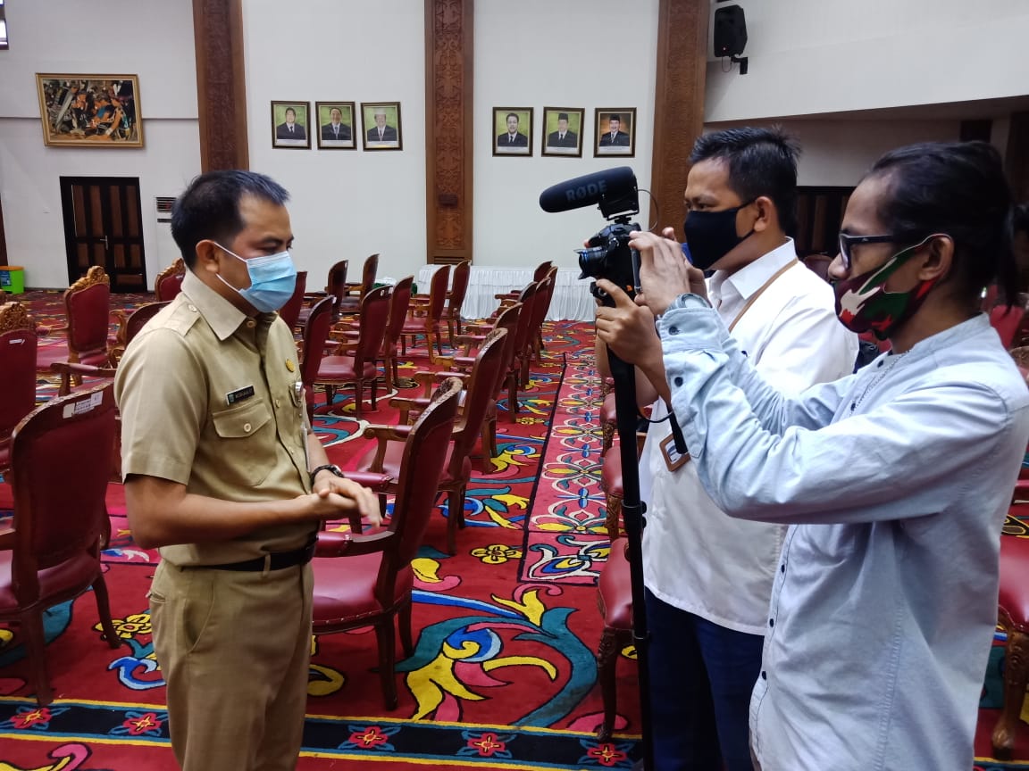 LAUNCHING APLIKASI KUBAR OK , KUBAR TUK DAN KEGIATAN DUKCAPIL MENYAPA MASYARAKAT